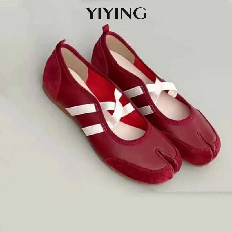 

Женские туфли на плоской подошве с раздельным носком, 2022, качественные кожаные туфли Мэри Джейн, рысаки на плоской подошве в японском стиле, женские лоферы на щиколотке Tabi ninja