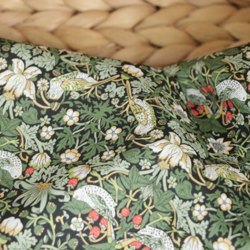 StrawberryTief New In Floral 100% Cotton 80S Like Liberty Fabric Digital Printing For Sewing Cloth Dresses Skirt Kids Designer