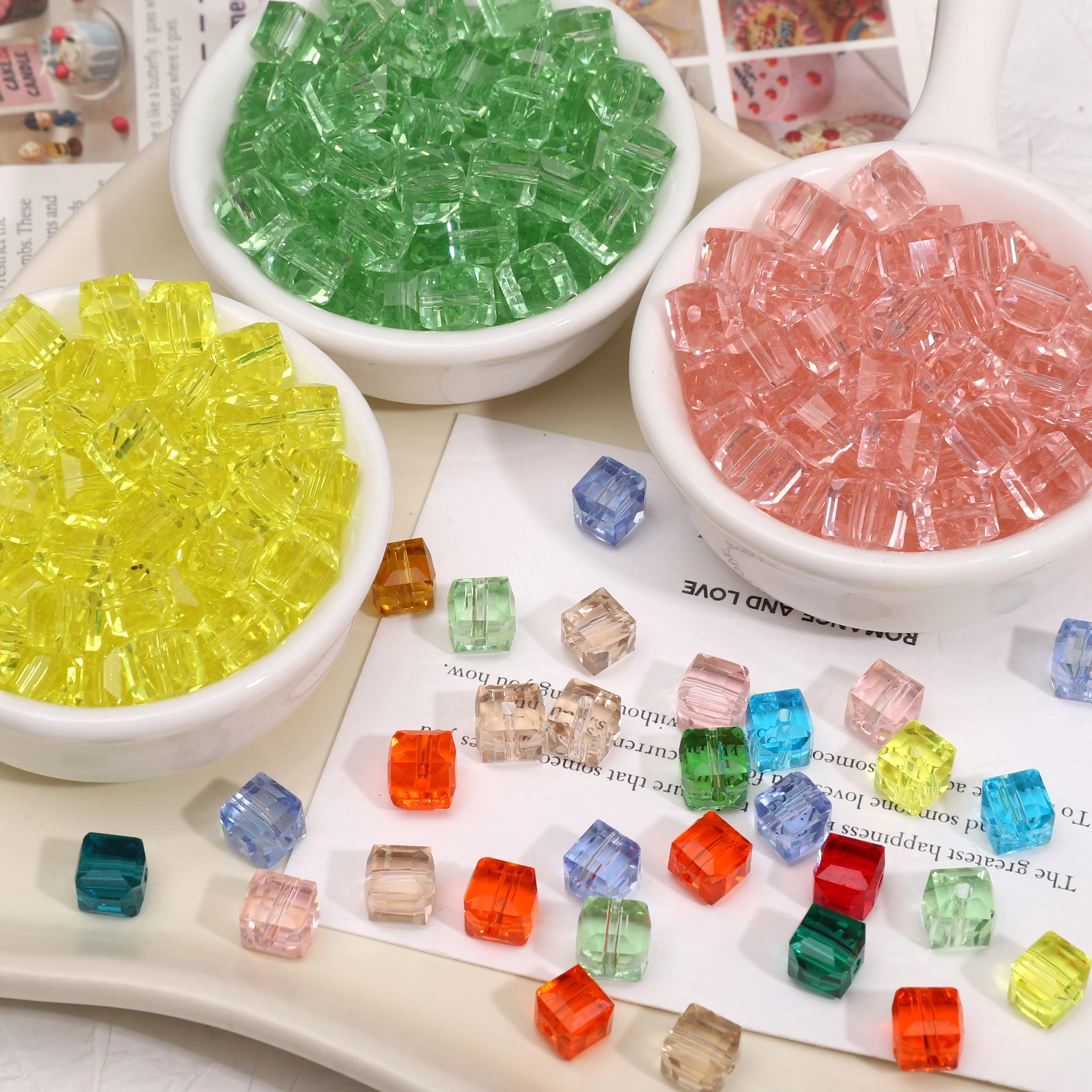 Os recém-chegados 10/20 pçs 6/8mm quadrado facetado contas de cristal vidro solto espaçador cubo contas para fazer jóias diy acessórios