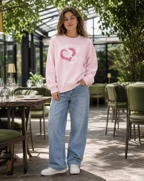 Women Crewneck Sweatshirt Good Things Are Coming Colorful Leopard Heart Graphic Front Print Casual Long Sleeve Pullover Tops
