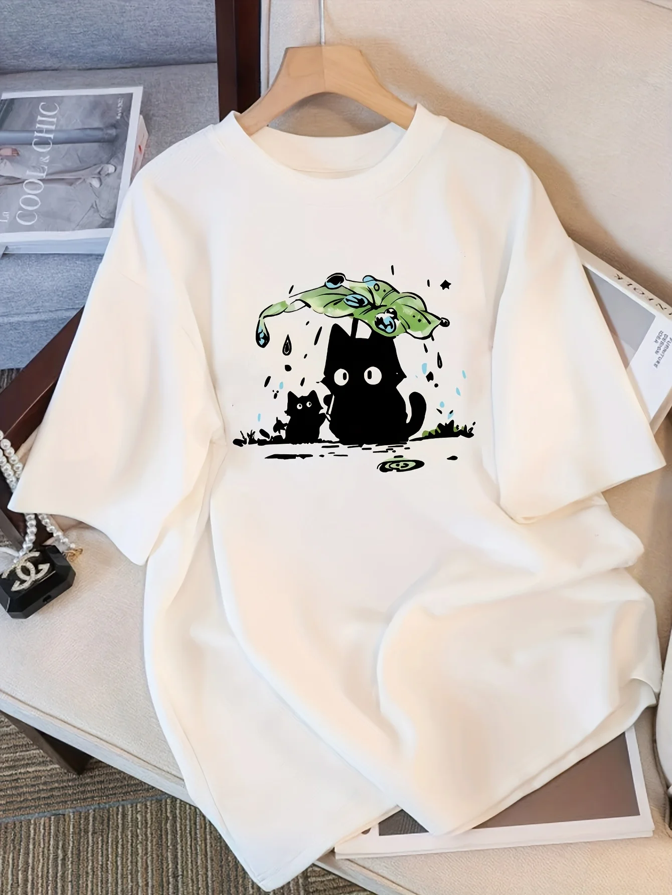 T-shirt à manches courtes pour femmes, inspiré du Y2K, imprimé de dessin animé de chat mignon et d'oiseau, coupe ajustée, respirant, col rond, parfait pour