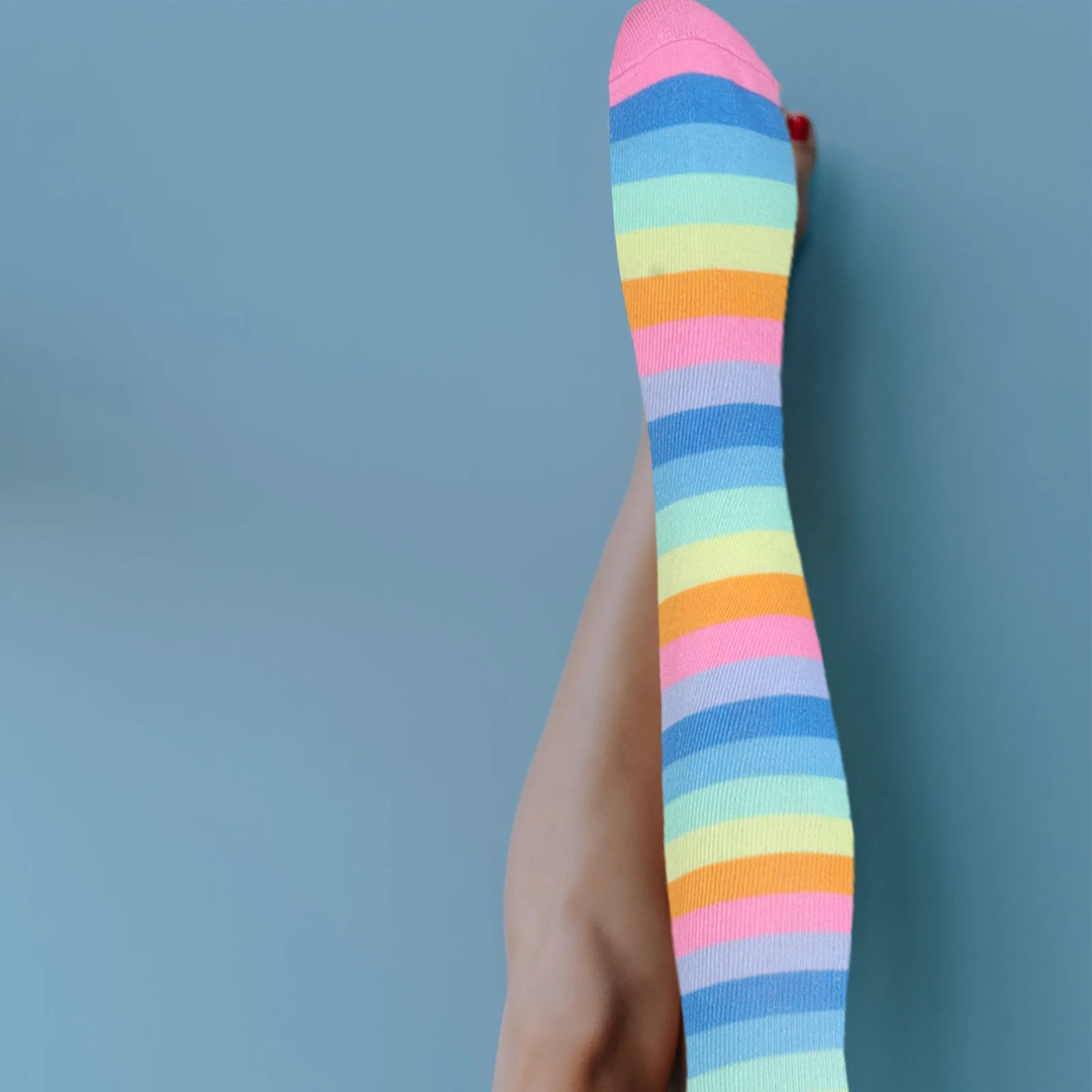 

Eyecatching Striped Socks and Fingerless Gloves Set Perfect for Women Girls Festive Gatherings Costume Enhancement