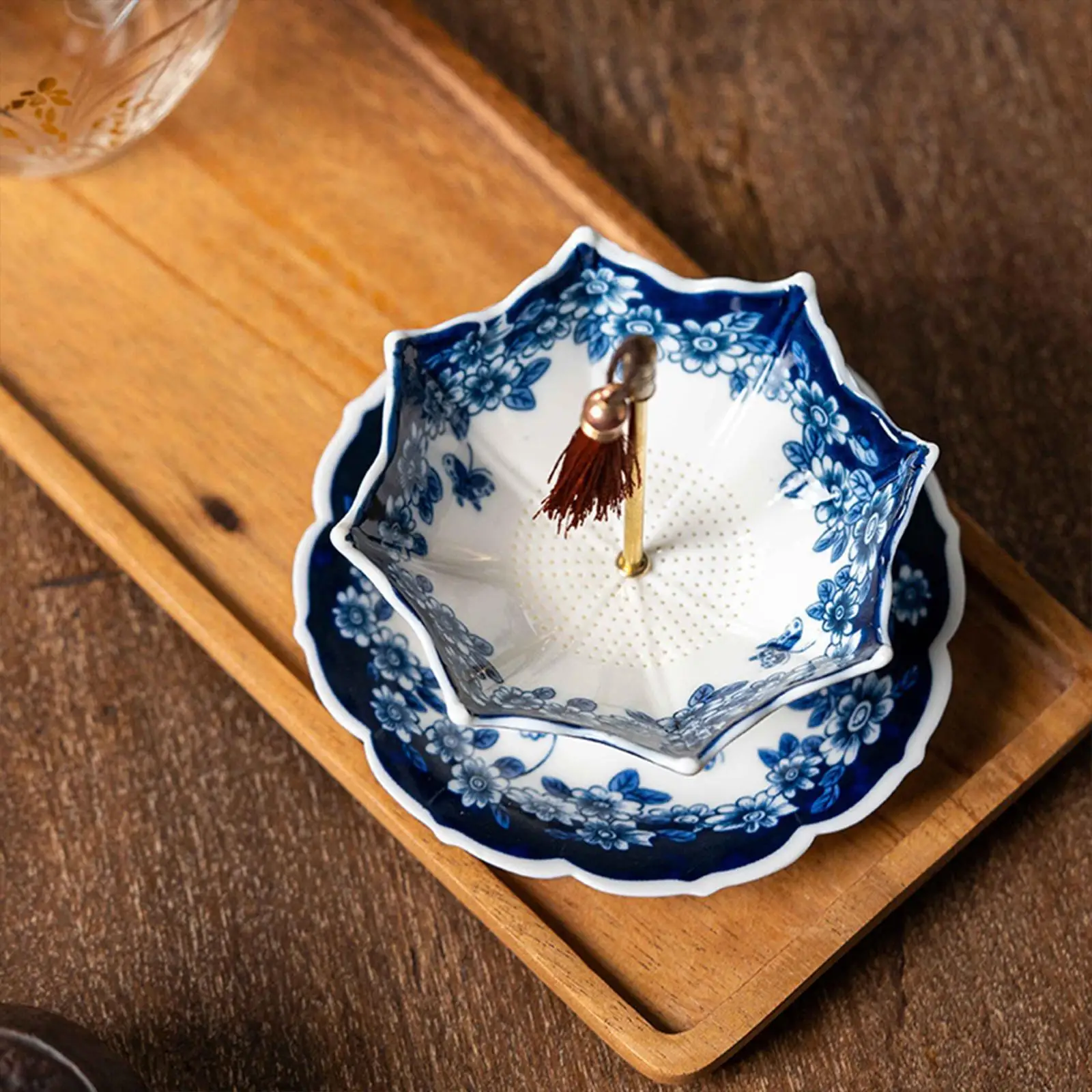 

Ceramic Tea Strainer Tea Filter Kung Fu Tea Filter Tea Table Accessory for Desk