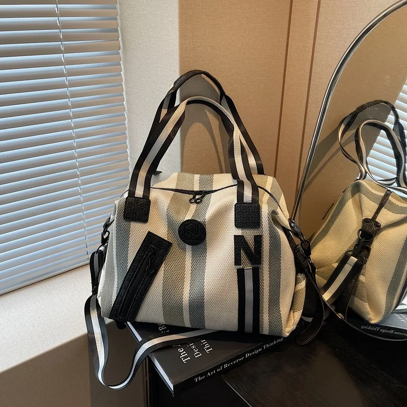 Short Trip Retro Outing Striped Travel Bag Women's Light Hand Luggage Large Capacity Shoulder Fitness Backpacks Carry on Luggage