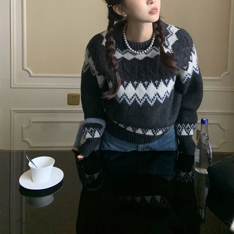 New Korean Version Lazy Style O-neck Pullover Autumn Winter Thick Sweater for Women Loose Long Sleeved Knitted Top Outerwear