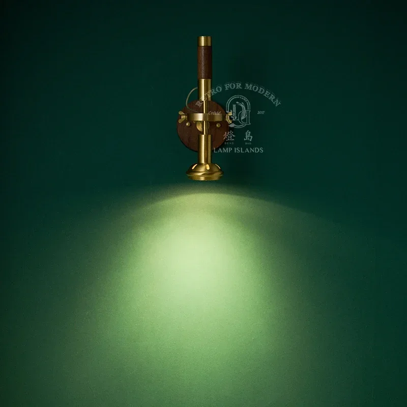 A Retro industrial style flashlight wall lamp medieval American style creative modern entrance bedroom bedside ambient light