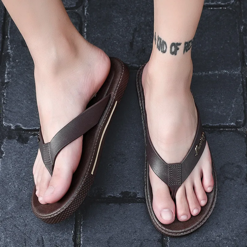 Slippers for Men Summer New Breathable Flip Flops Male Fashion Casual Outdoor New Designer Beach Slippers Man Flats Shoes