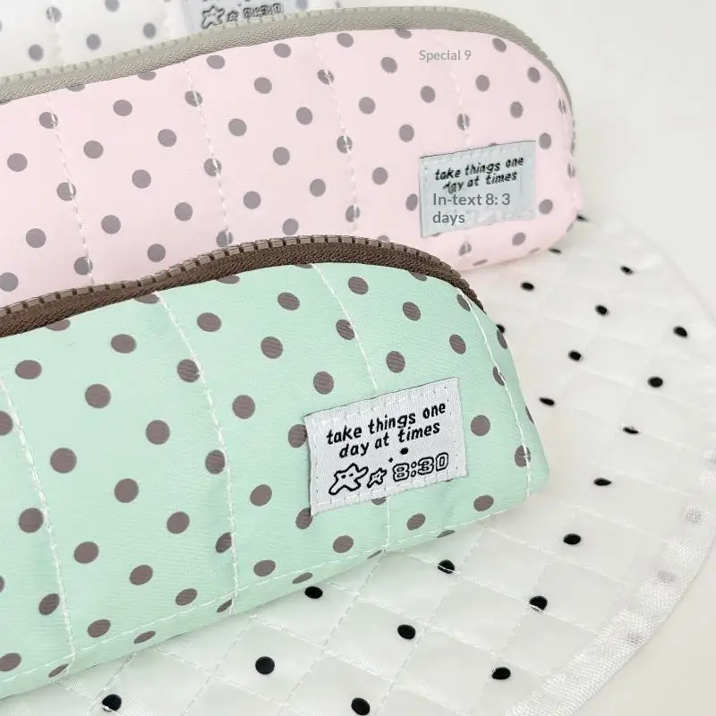 Ästhetisches Dot-Federmäppchen, tragbar, im koreanischen Stil, Handtaschenformat, große Kapazität, Schreibwaren-Organizer für Studenten – Detail 3