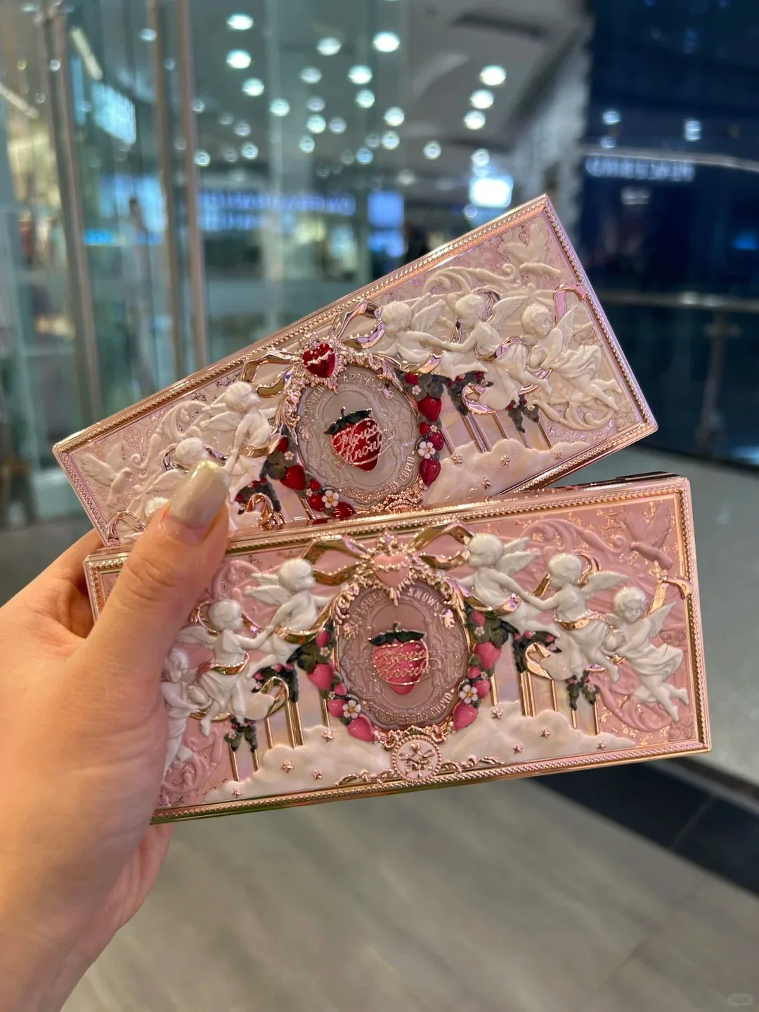 플라워 노즈 스트로베리 큐피드 컬렉션 페이셜 컴플렉션 팔레트 블러쉬 아이섀도우 하이라이터 플라워 노즈 페이스 브론저 팔레트