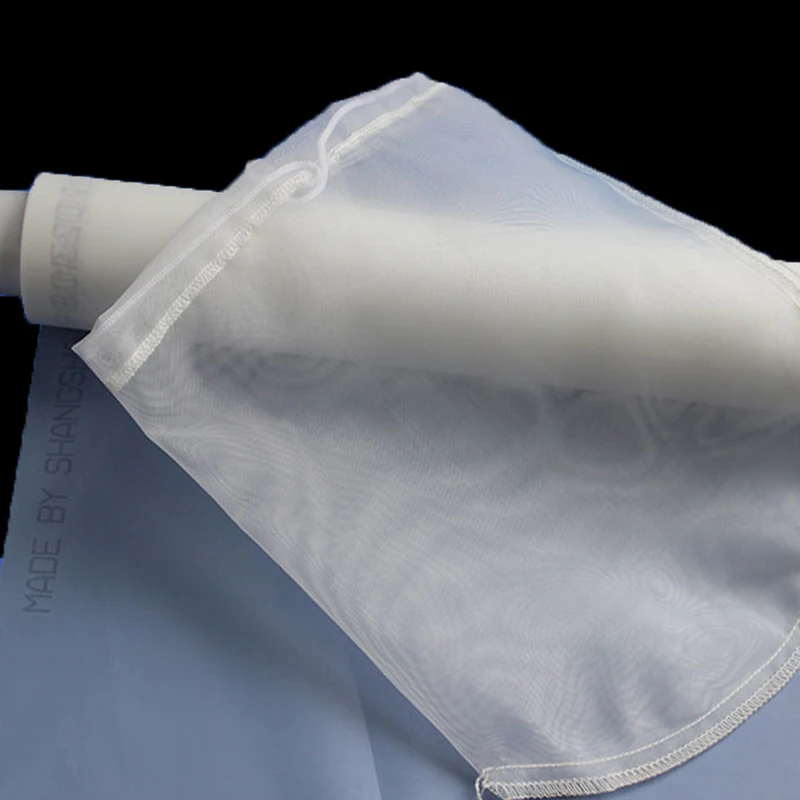 Reusable Nylon Straining Bags Set of 5 Fine Mesh Filters for Home Brewed Beverages Soups and Jellies 15x20cm Dimensions