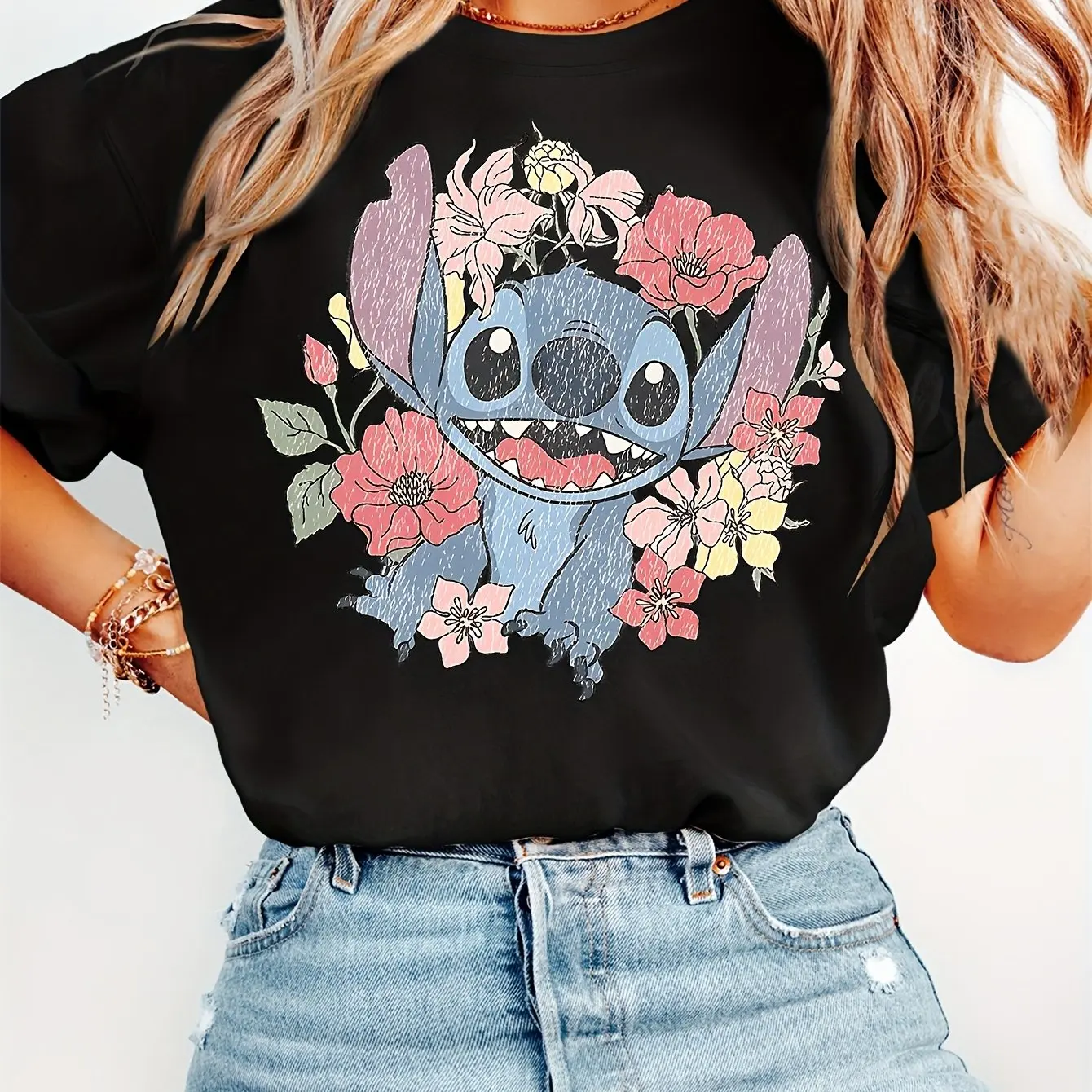 

Футболка с узором Disney Stitch, хлопковая мужская и женская уличная одежда, повседневная модная свободная футболка большого размера с короткими рукавами, унисекс, наряд для мероприятий