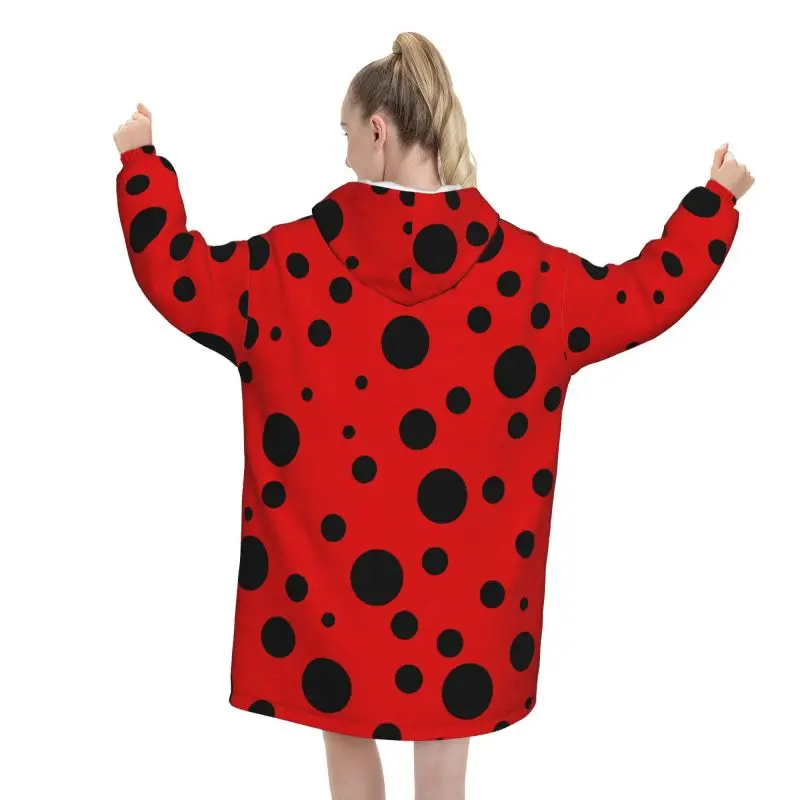 Ladybug Black and Red Polka Dot Wearable Hooded Blanket Funny Oversized Hoodie Blanket Women Warm Fleece Pullover Sweatshirt