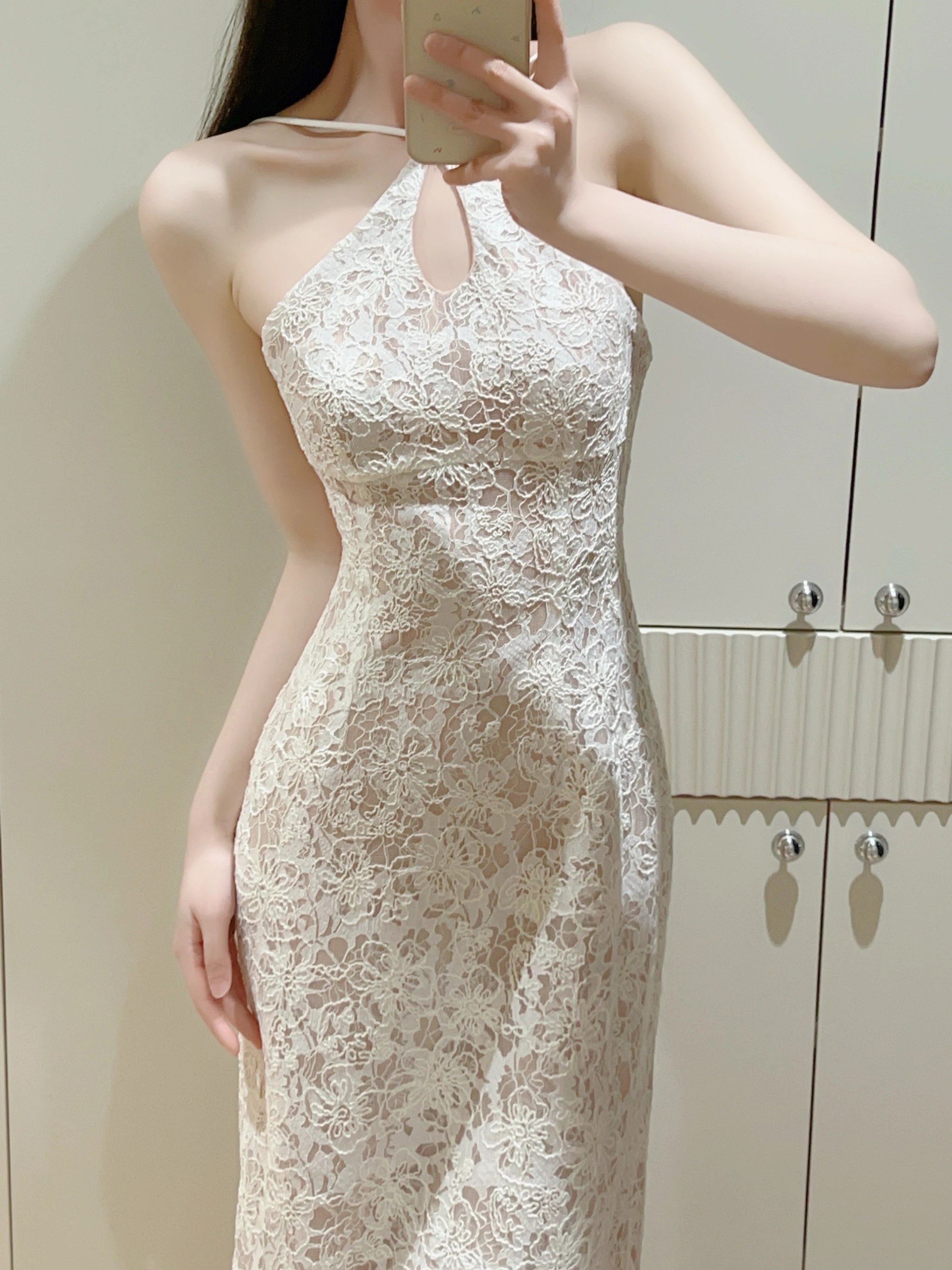 

Embroidered Lace Off-Shoulder Gown Heavy Embellishment Dress for Wedding Party Banquet Lightweight Dress