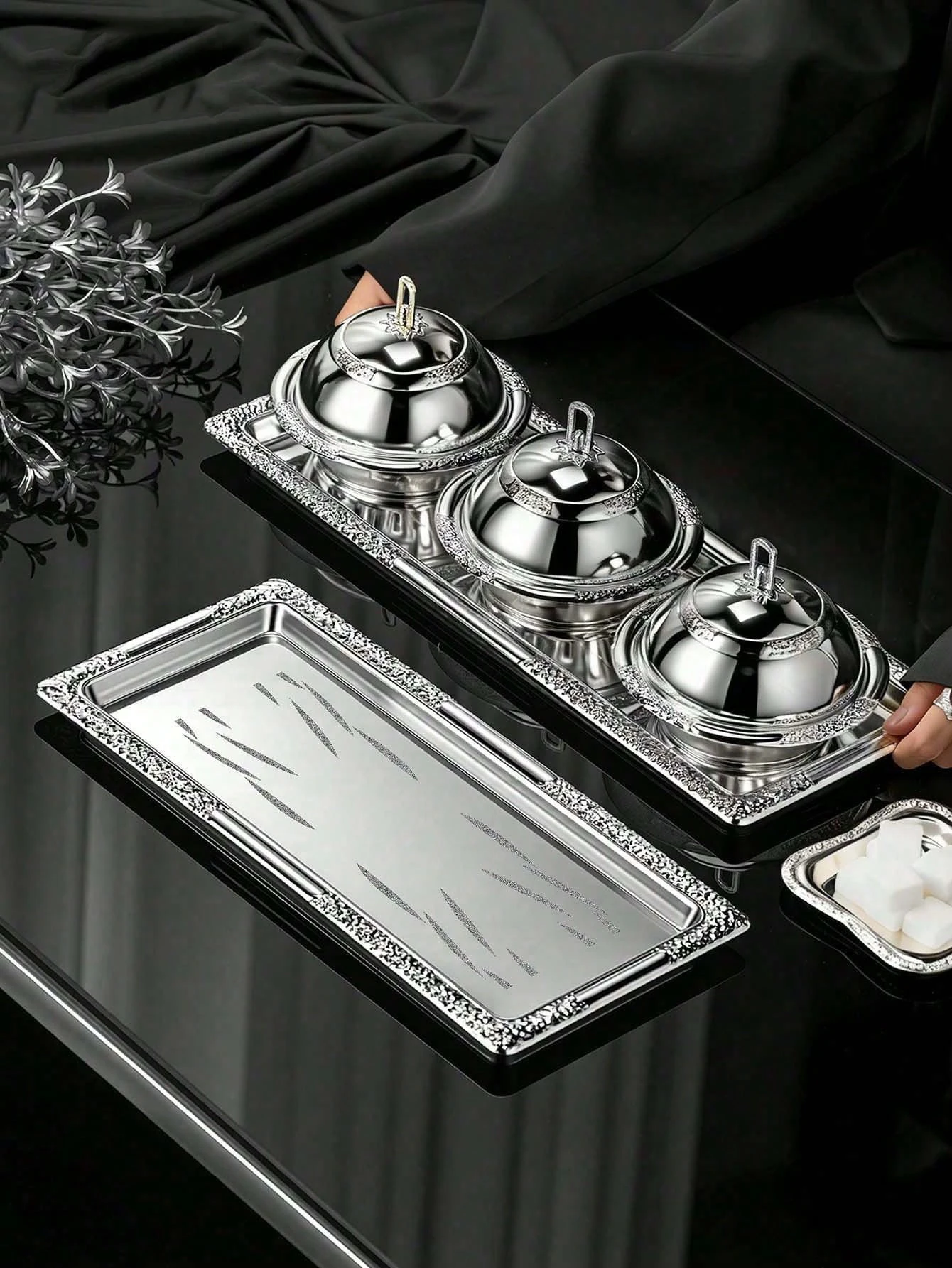 1 piece of silver wrought iron long tray, storage tray, dinner plate and serving tray in Middle Eastern style; available in thre view 4