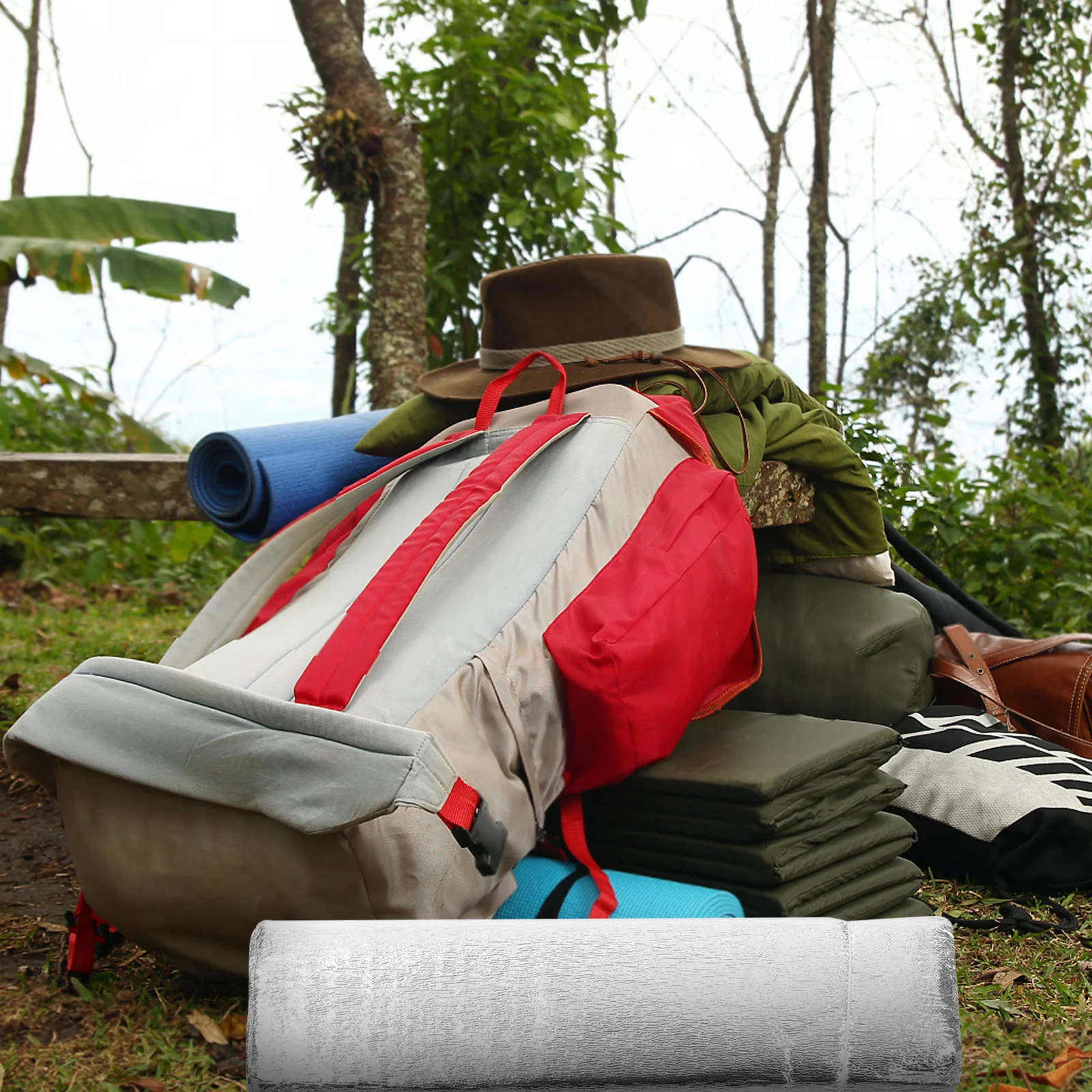 

Moisture-Proof Outdoor Picnic Mat Portable Lightweight Camping Tent Mat Large Outdoor Blanket for Beach Hiking Concert