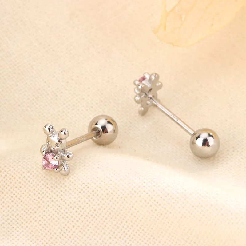 Pendientes de hélice para mujer, Piercing para Tragus coreano, 2 piezas, oso brillante, hipoalergénico, joyería para el cuerpo