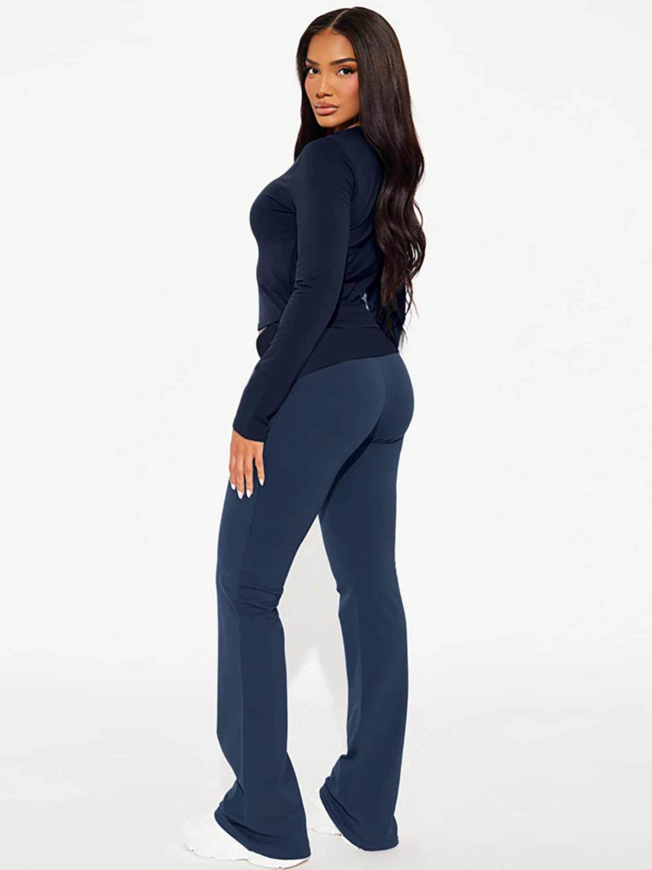 Hugcitar Fashion 2 Piece Sets Letter Sequined Long Sleeve Sexy Crop T-Shirt Patchwork Flare Pants Women Outfits Streetwear Party