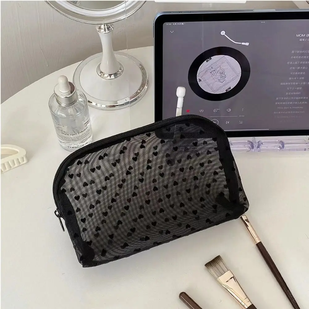 Large Capacity Love Heart Mesh Makeup Bag Cute Wave Point Storage Bag Transparent Cosmetic Bag Organizer Case Zipper Lady