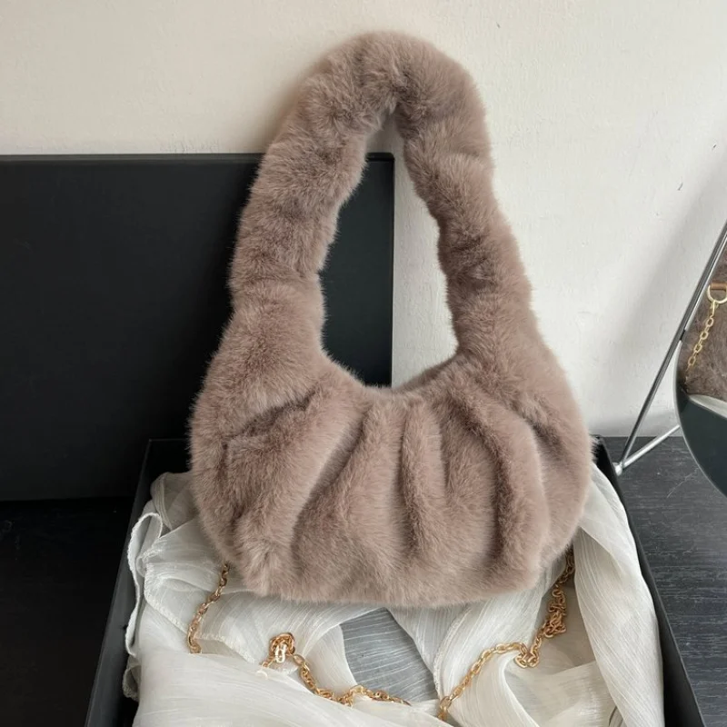 

Women's Fashionable Tote Bag Made Of Fine Leather Featuring Soft Suede Trim And Spacious Interior For Office Work Days​