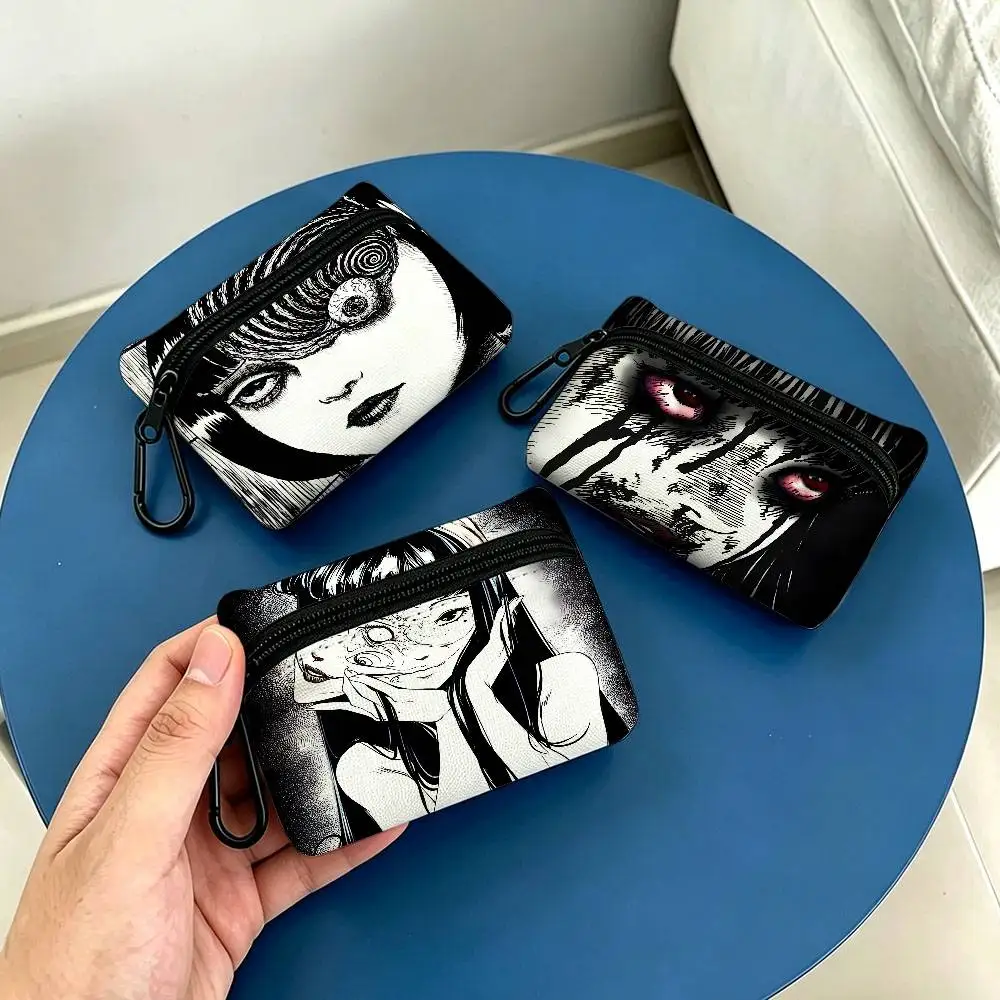 Anime Junji Ito Tomie Uzumaki Mini Oxford Cloth Coin Purse With Carabiner Hook Portable Key Card Wallet Small Zipper Storage