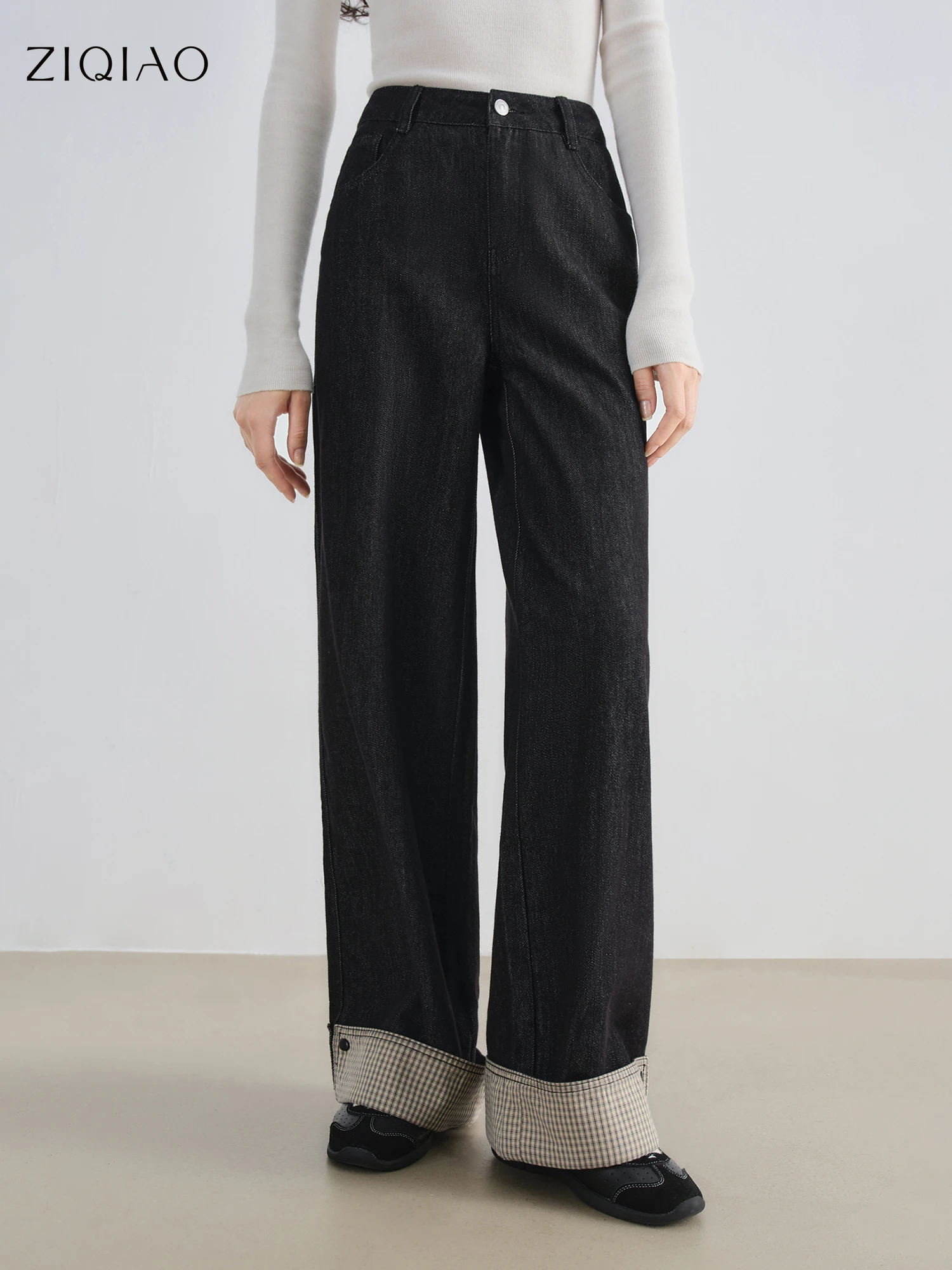 

ZIQIAO Design Sense Foot Opening Cuffs Slightly Wide Leg Pants Women 2025 New Retro Jeans Straight Trousers 25ZQ93012