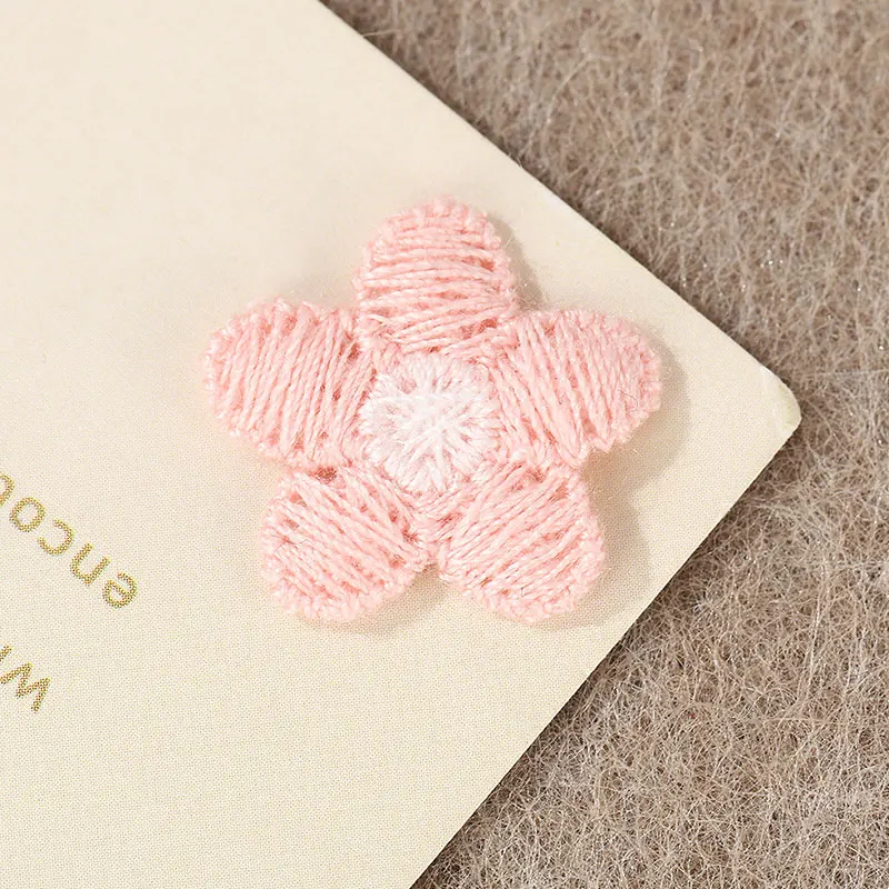 50 Stück Niedliche 3D-Gestickte Blumen-Applikationen für Kinderkleidung, Schuhe, Hüte, Dekorative Verzierungen, Aufnäher – Detail 2