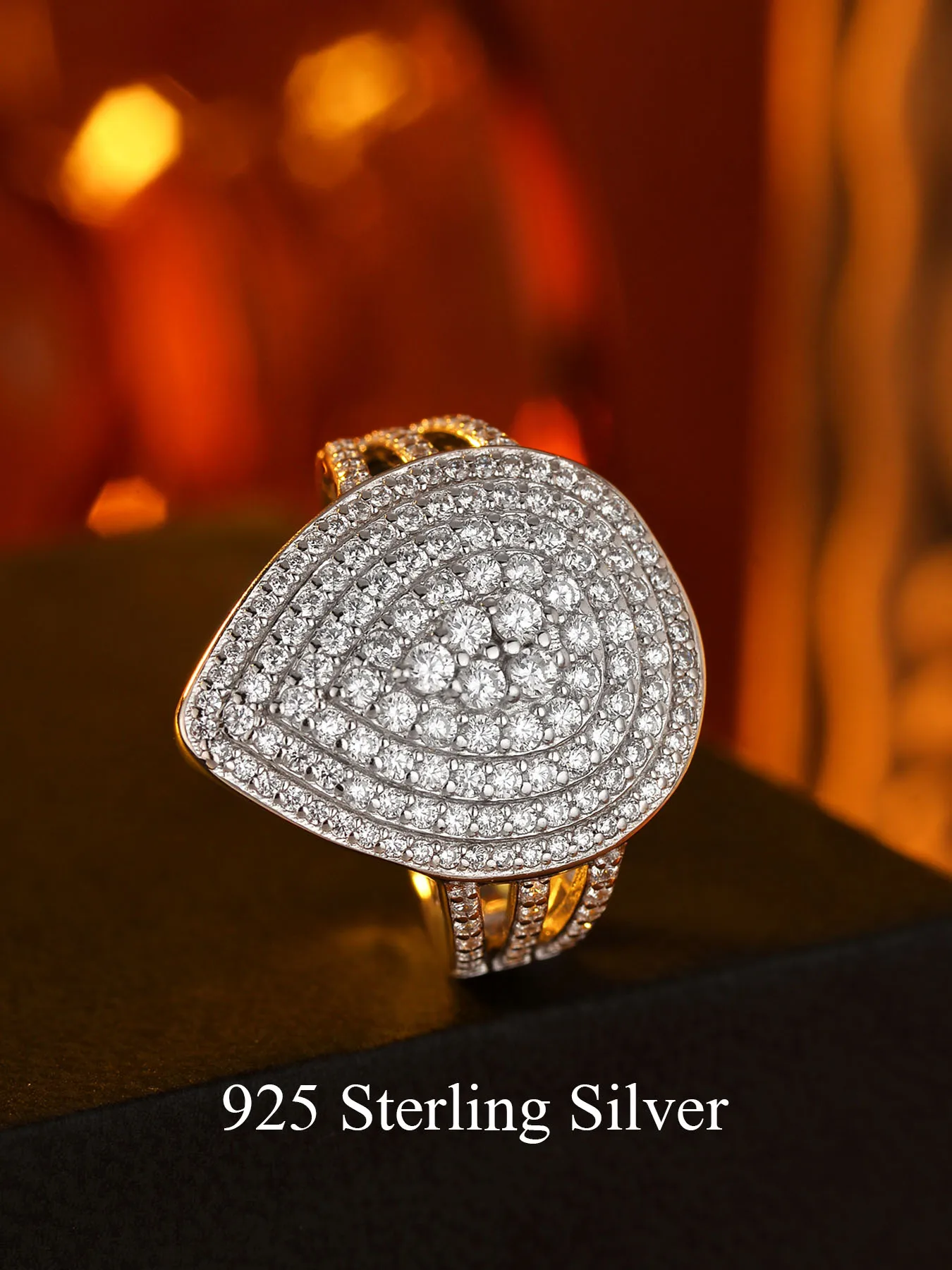 

Женское кольцо из стерлингового серебра 925 пробы, роскошный и уникальный грушевидный дизайн, инкрустировано циркониевыми камнями 5А, подходит для повседневного ношения.