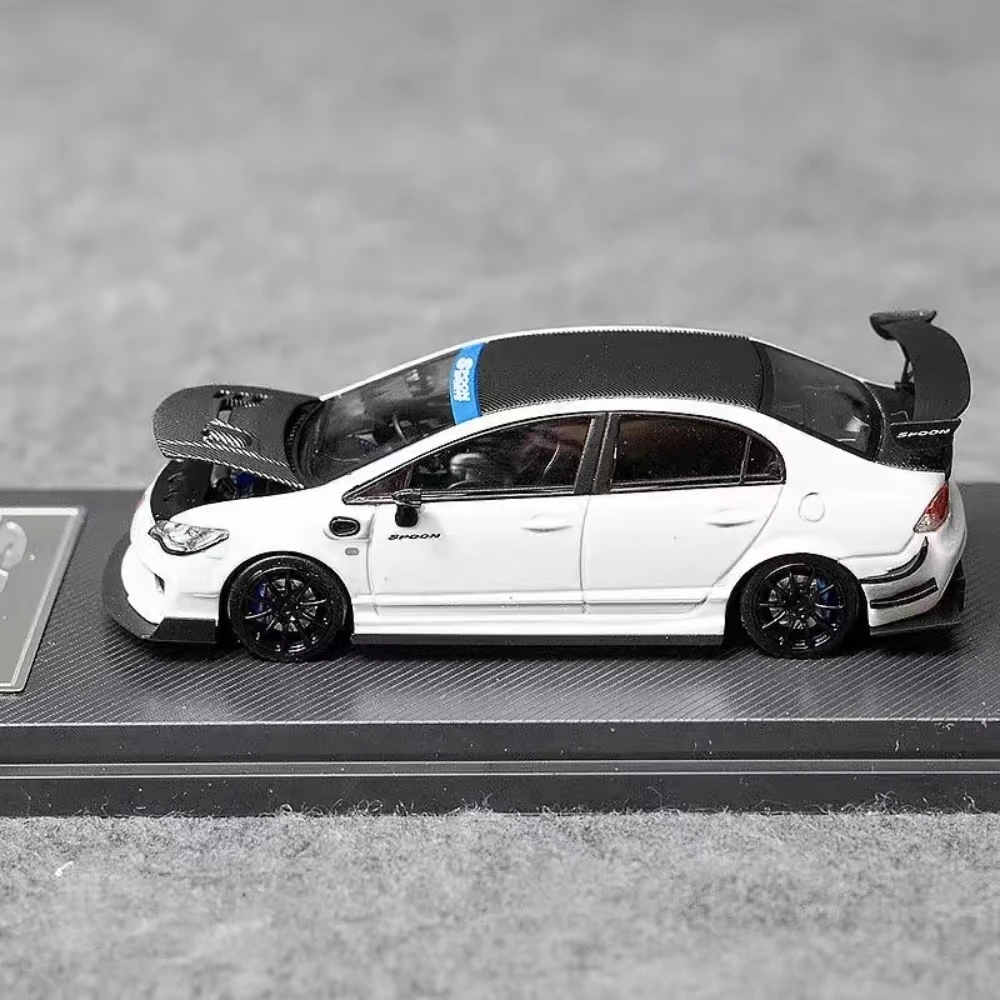 

Micro Turbo 1/64 FD2 Ложка белого цвета Крыша автомобиля может открыть акции под давлением в 2025 году.