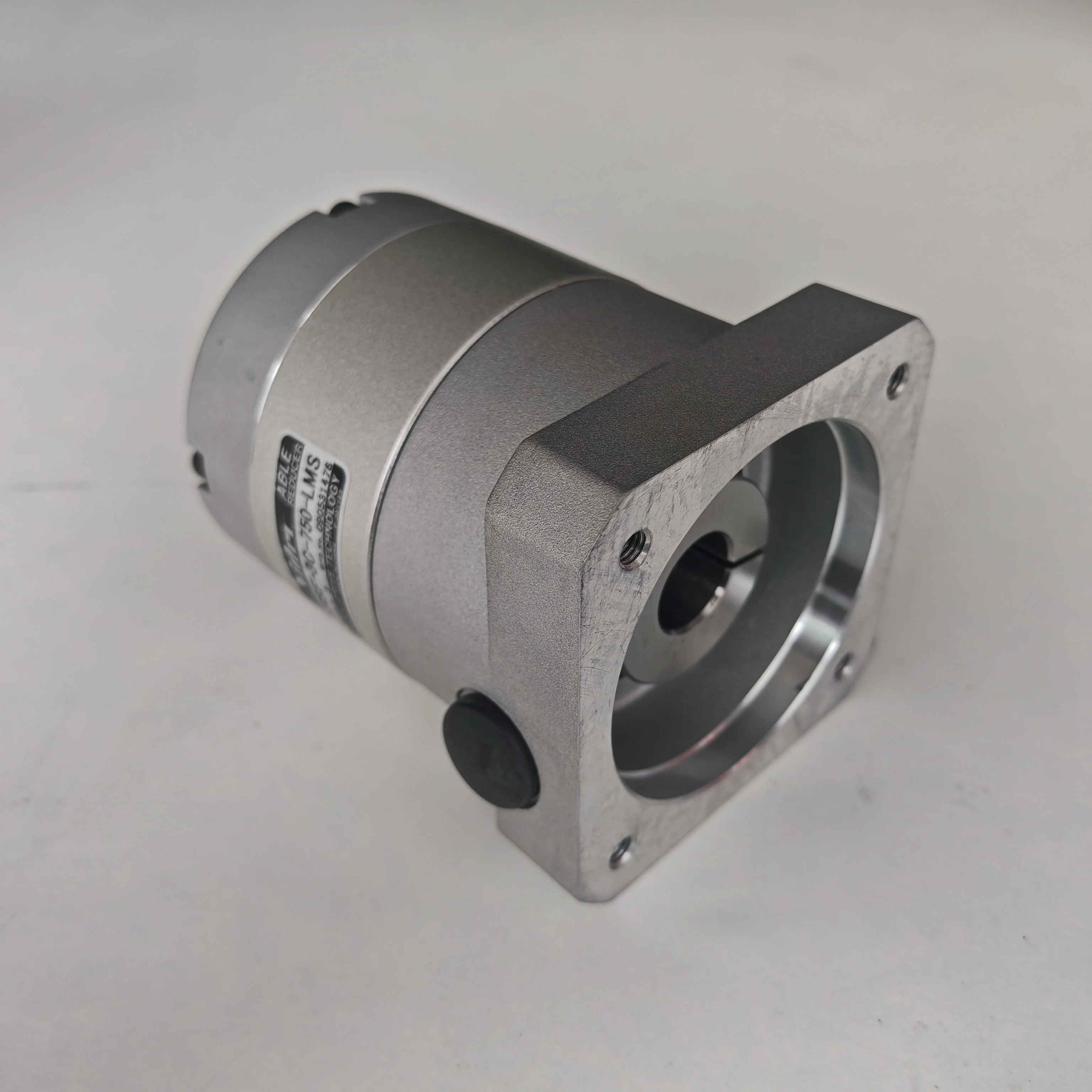 Nidec Shimpo VRSF-10C-750-LMS الكواكب 750 واط محرك سيرفو مخفض المكونات الصناعية #2