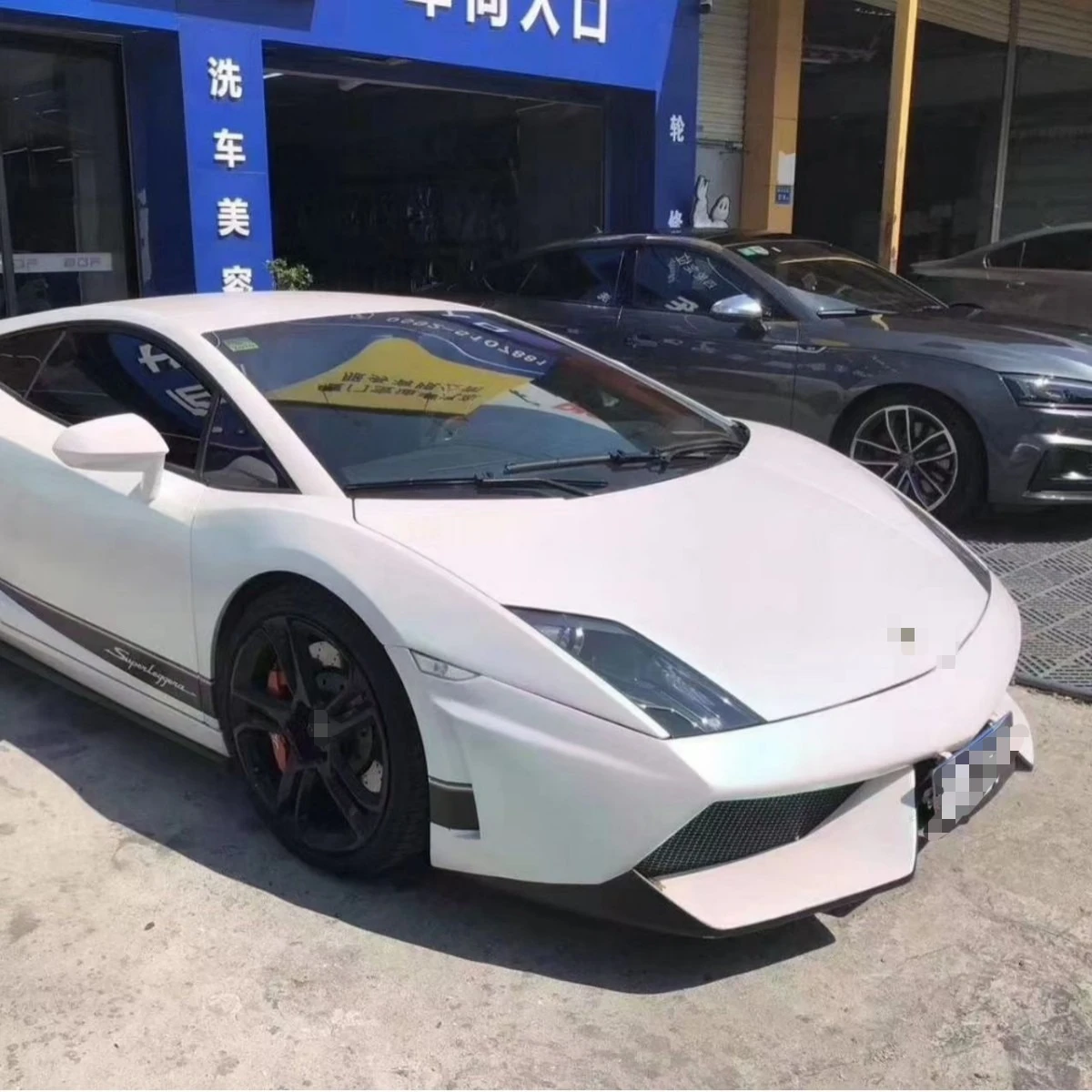 Suitable for Lamborghini Gallardo LP540-550 560 570 Upgraded DMC Front Bar Side Skirt Back Lip