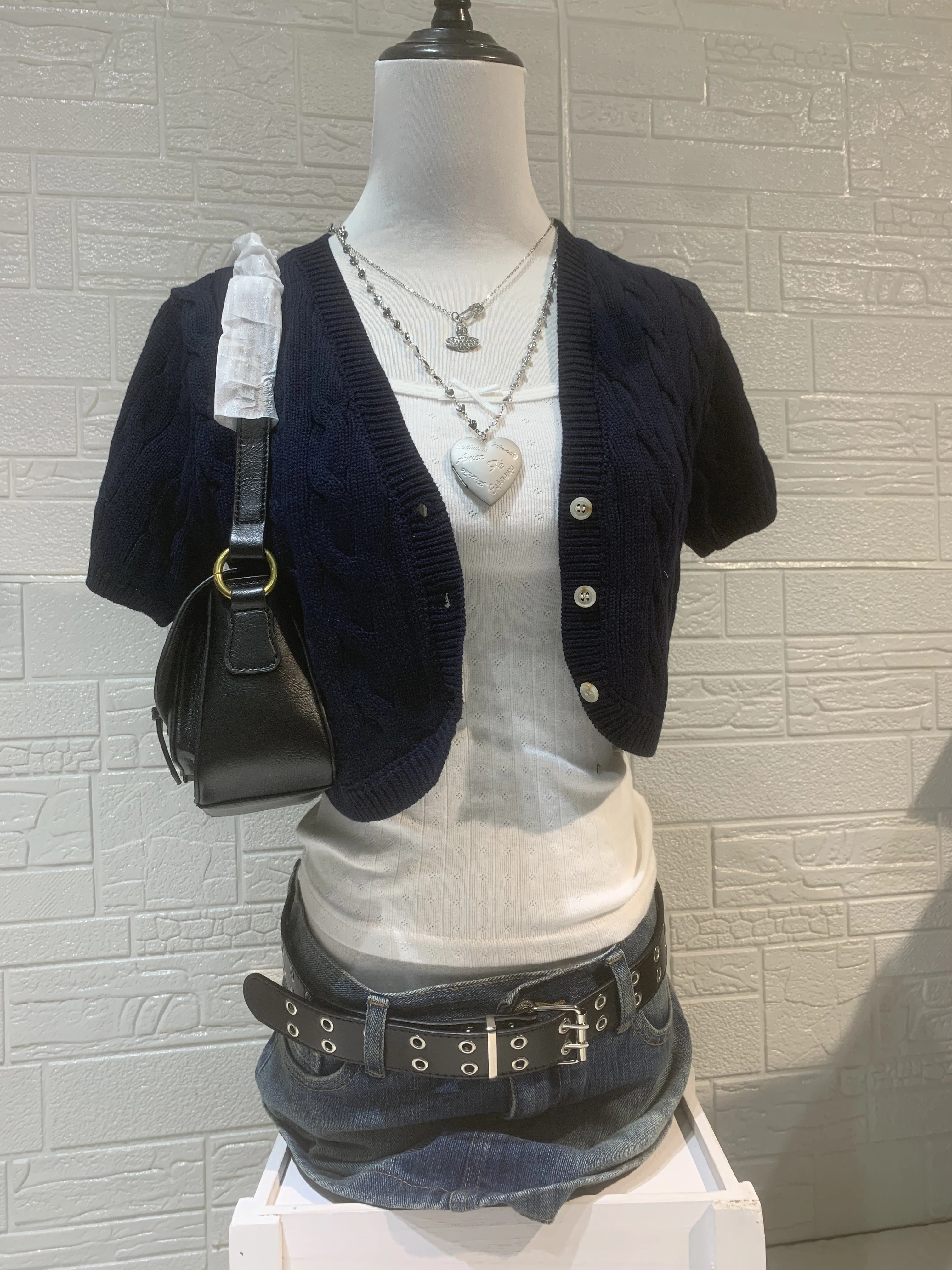 تويست زهرة محبوك اقتصاص سترة امرأة الخريف الخامس الرقبة واحدة الصدر قصيرة الأكمام المحاصيل القمم الصلبة بسيطة القطن تريكو