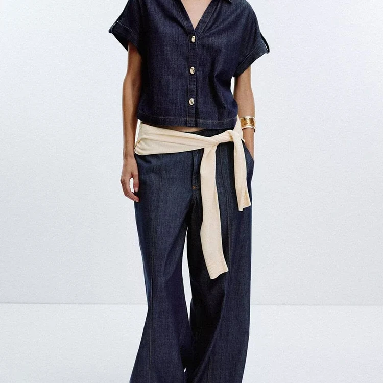 طقم قميص جينز وبنطلون جينز للنساء بأكمام قصيرة وأزرار، مصنوع من ألياف البوليستر، مناسب لجميع الفصول، مريح وعصري #4