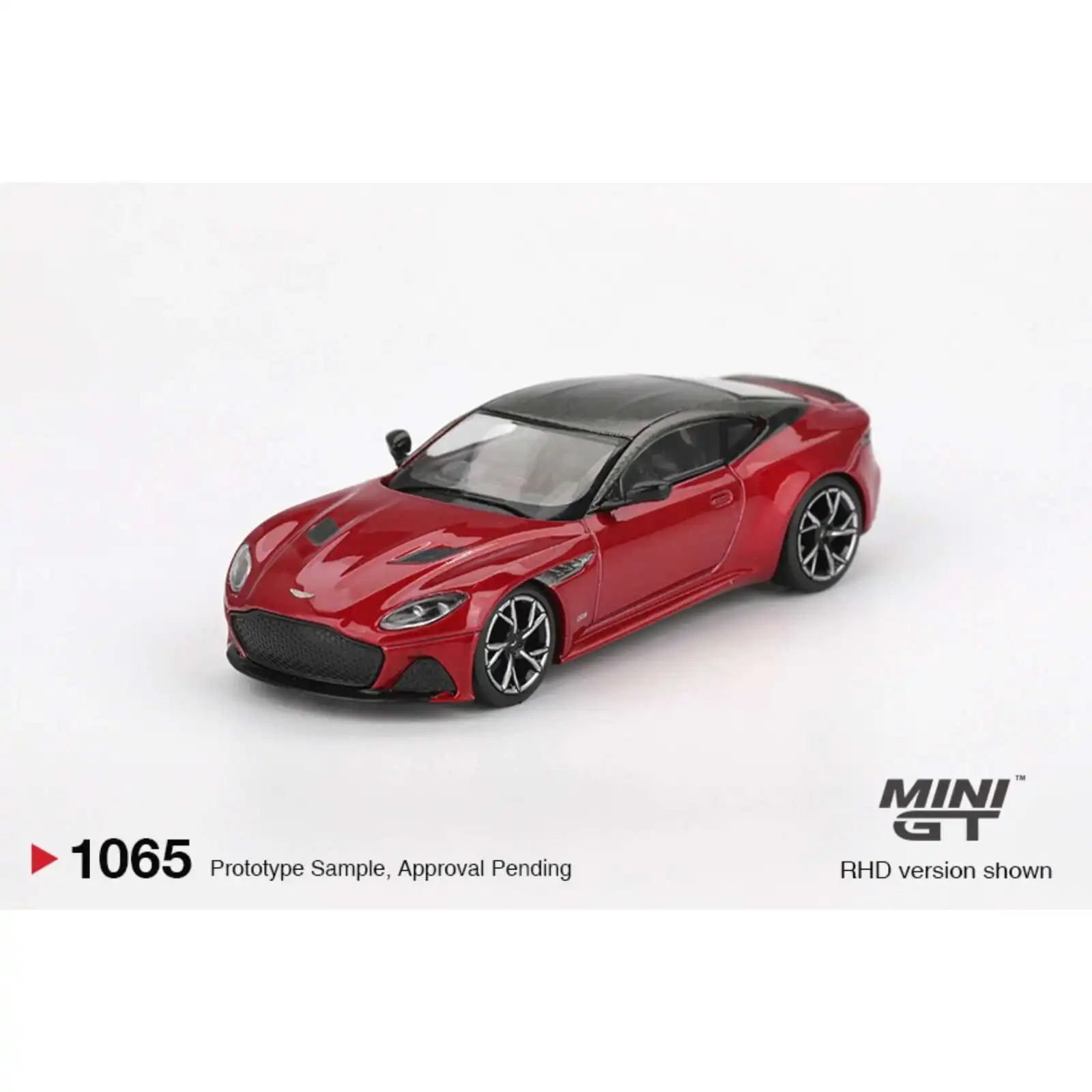 MINIGT 1065 Disponibile 1:64 Aston Martin DBS Hyper Red Diecast Model Car Collection Giocattoli