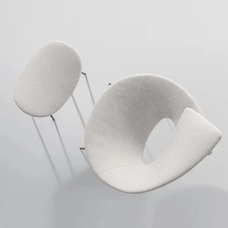 Sedia da Ristorante e Hotel dal Design Nordico Unico con Gambe in Metallo Dorato, Sedia d'Accento Originale per Caffetteria
