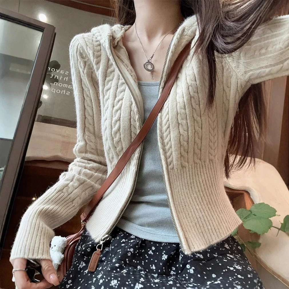 

Short Fried Dough Twists Hooded Zipper Knitted Cardigan Women's 2025 Autumn New Slim Sweater
