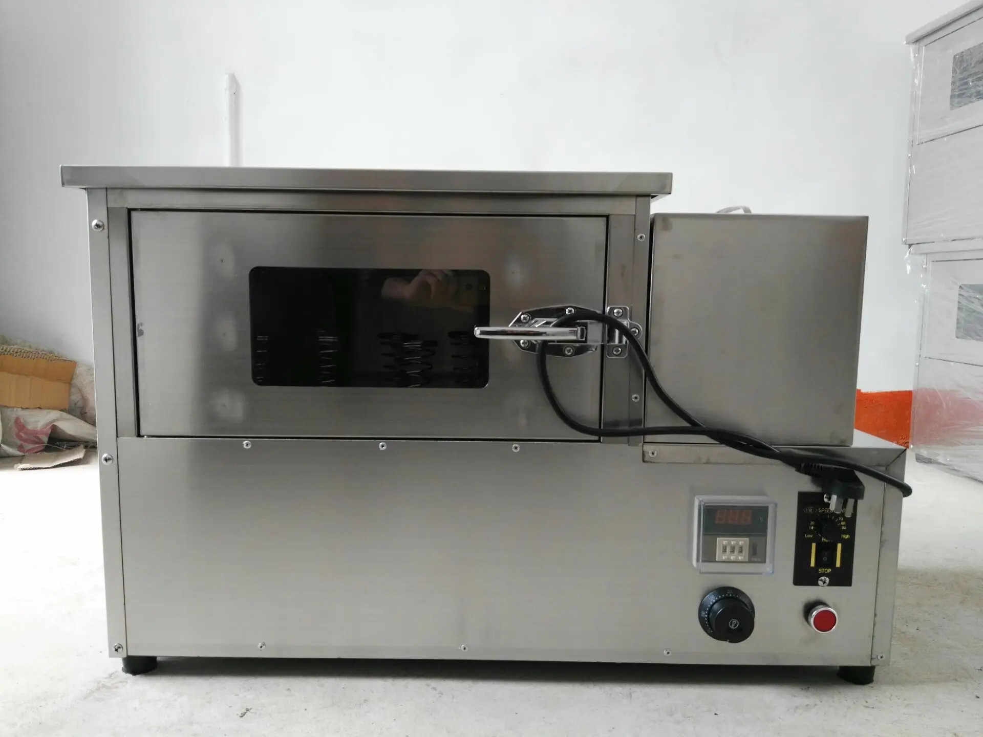 Home Use Rotating Cone Pizza Oven Cone Shape Pizza Molding Machine Stainless Steel Snack Machine Cone