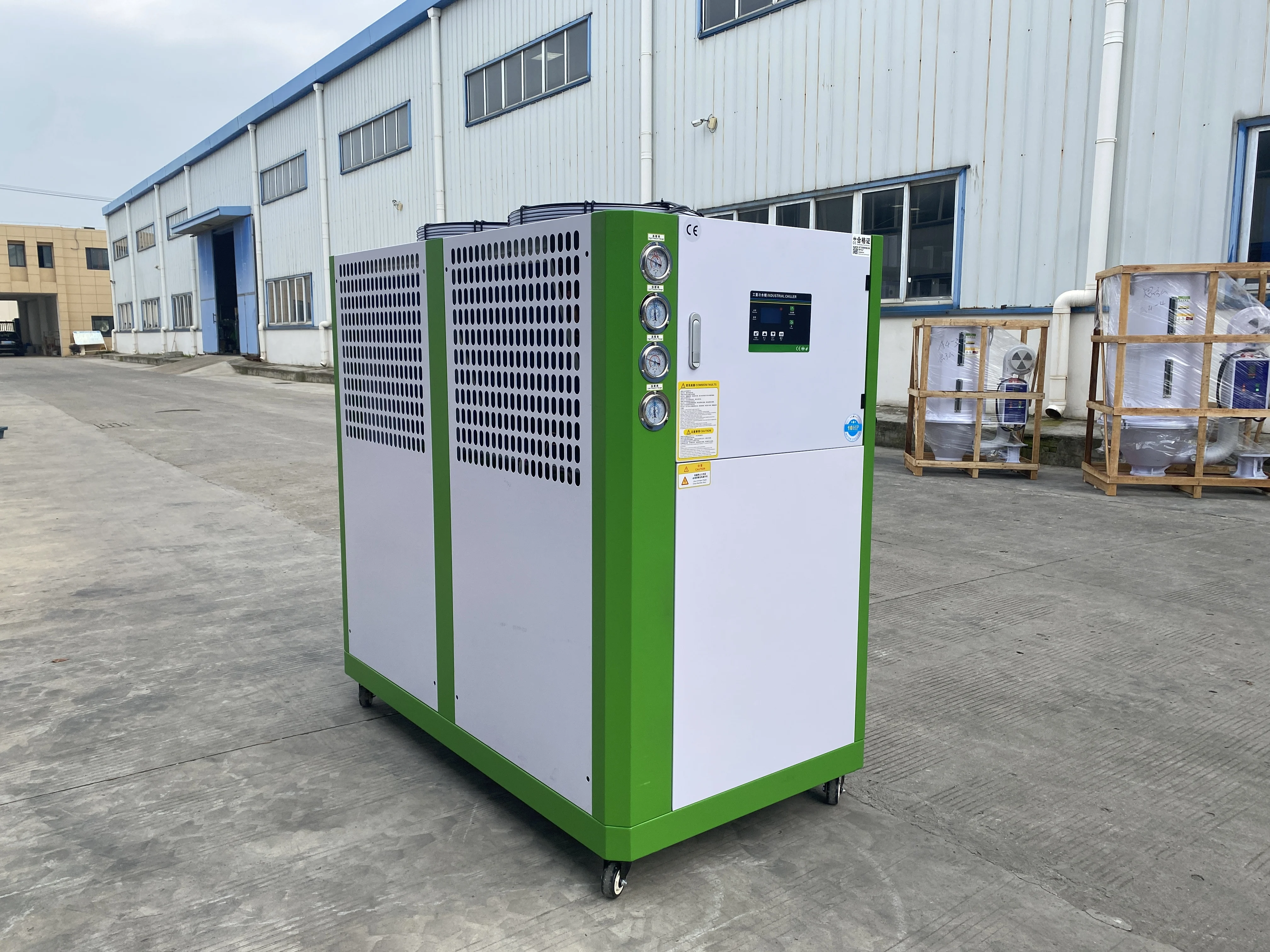 Industrial Refrigeration Equipment 13~143 kW Industrial Water Chiller with CE Certification