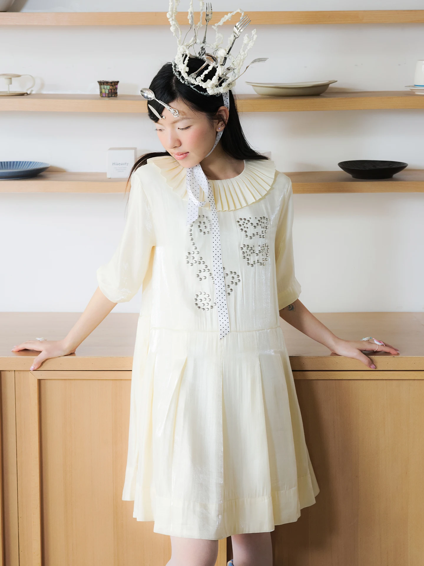 

UnsocialNight Весна-Лето Новинка Оригинальный дизайн Платье-миди с медными элементами и декором в виде куклы-девочки, А-силуэт, из хлопка, Cleanfit