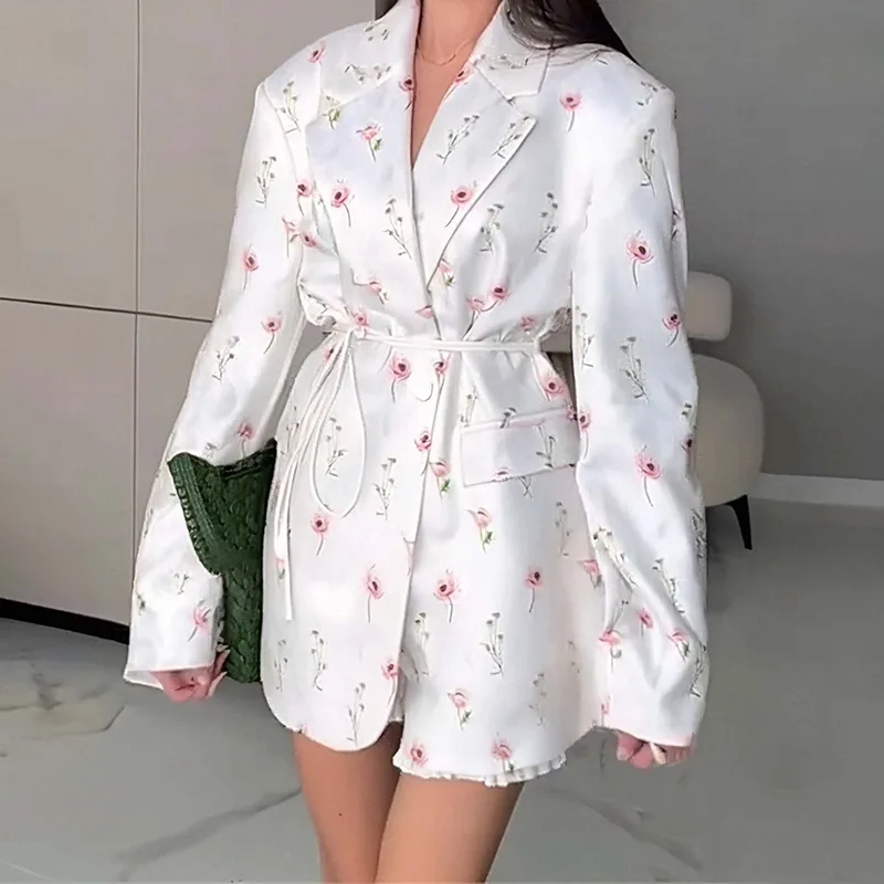 

2025 Autumn Fashionable And Elegant Women's Suit Jacket Temperament Print Loose Lace-up Waist Cinched Long Sleeved Suit Jacket