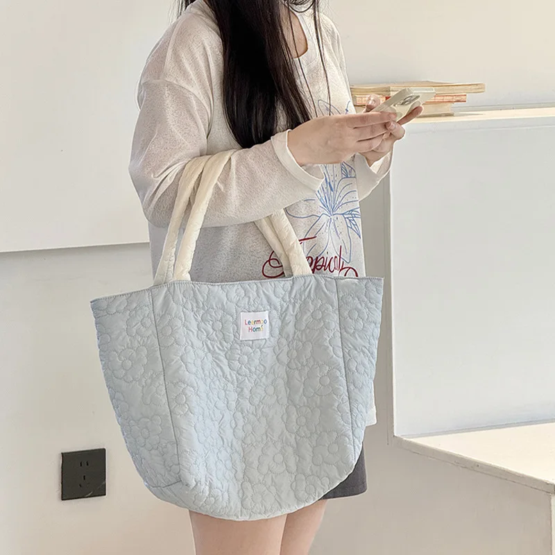 

Women's Handbags Korean Dopamine Solid Color Simple Versatile Large Capacity New Handbag Soft Shopping High Quality Shoulder Bag