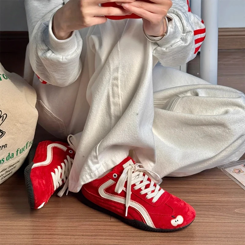 Women's Autumn New Red Retro Sports Shoes Fashionable and Versatile Student Casual Sports Shoes Thin Sole Lightweight Breathable view 5