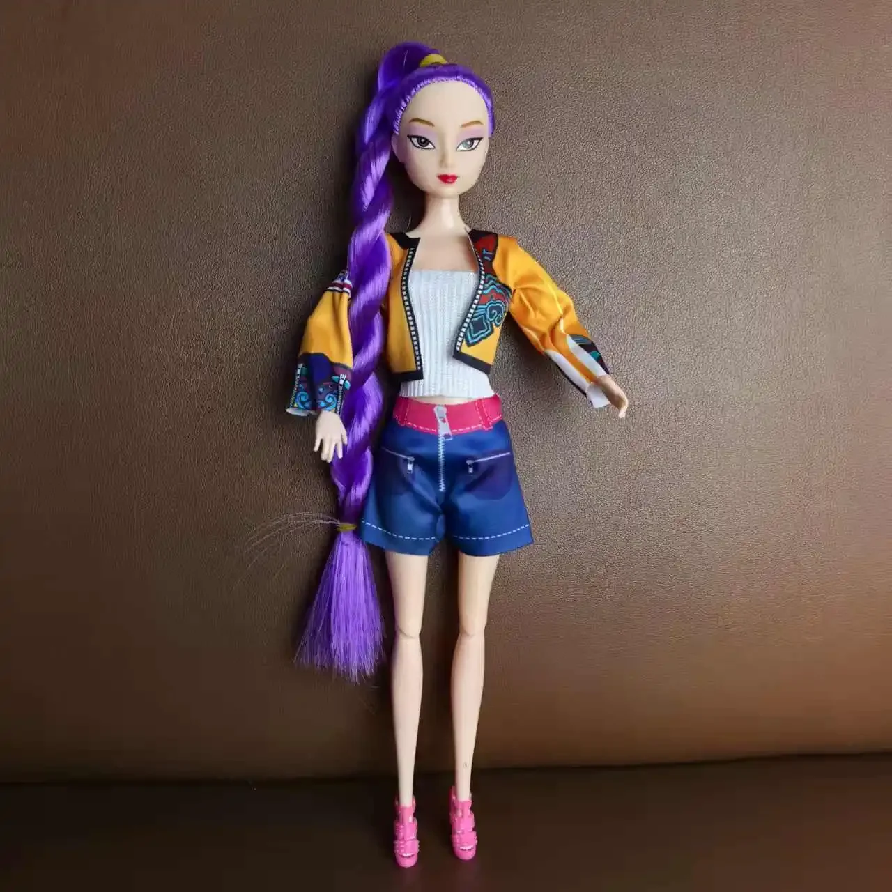 

30 см K-POP Охотники на демонов Аниме Девушка Группа Хантр/X ПВХ Фигурки Руми Зои Мира Модель Виниловые куклы Игрушки для девочек Рождественские подарки