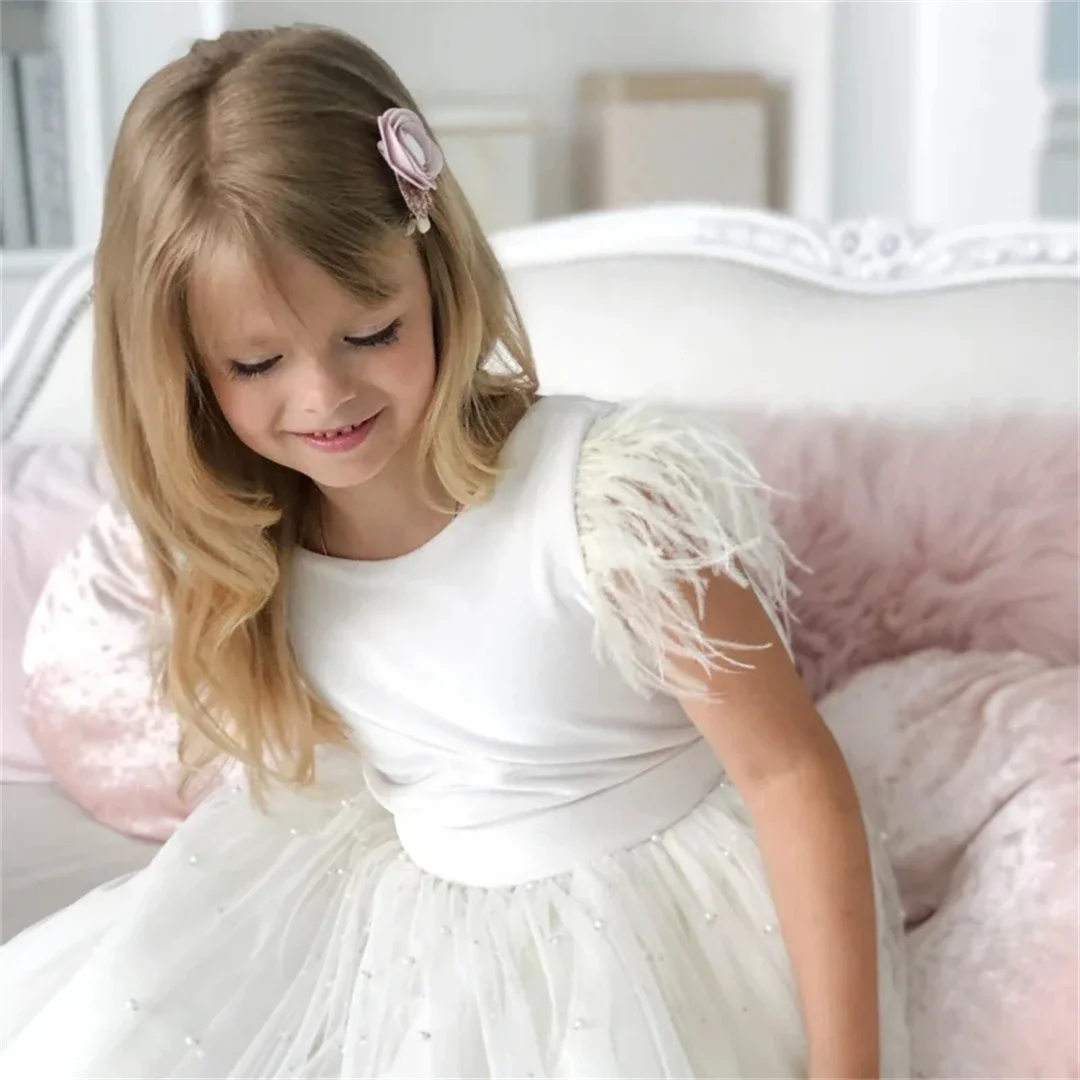 Customized Flower Girl Dresses White Pearl With Bow Feather Shoulder Sleeveless For Wedding Birthday Party Holy Communion Gown