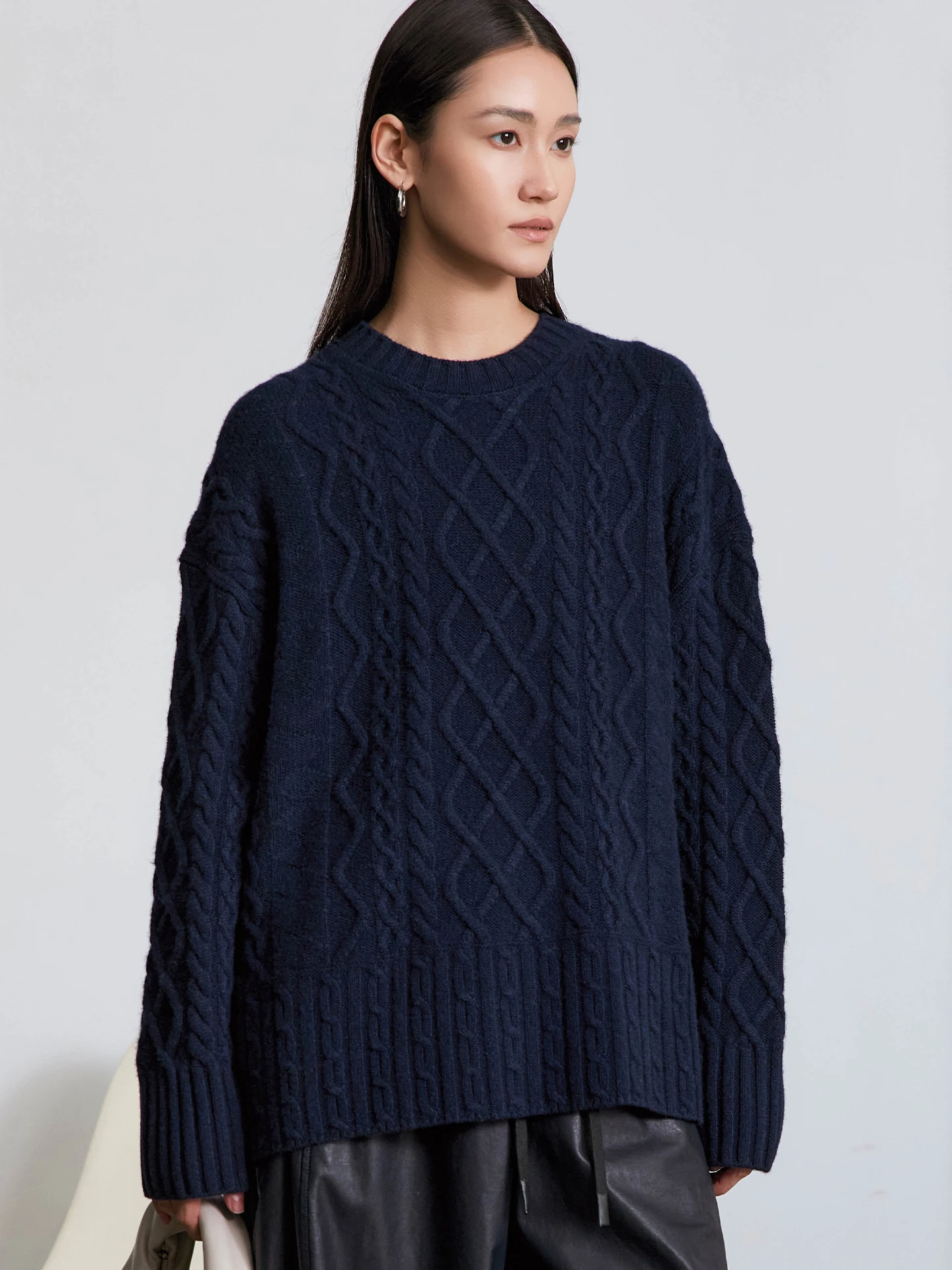 

Классический вязаный свитер MEET из мериносовой шерсти, свободный крой, большие размеры, объемный узор «косы», теплый, модный