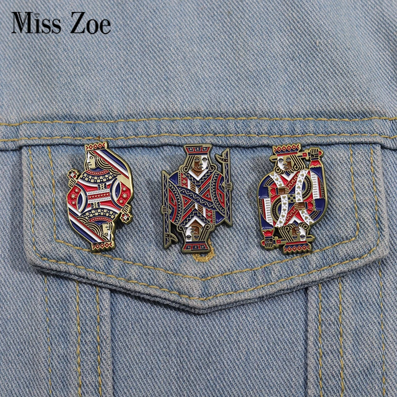 Cartas de jogo símbolo esmalte pinos criativo poker rei rainha broches mochila lapela emblemas punk jóias presente para crianças amigos