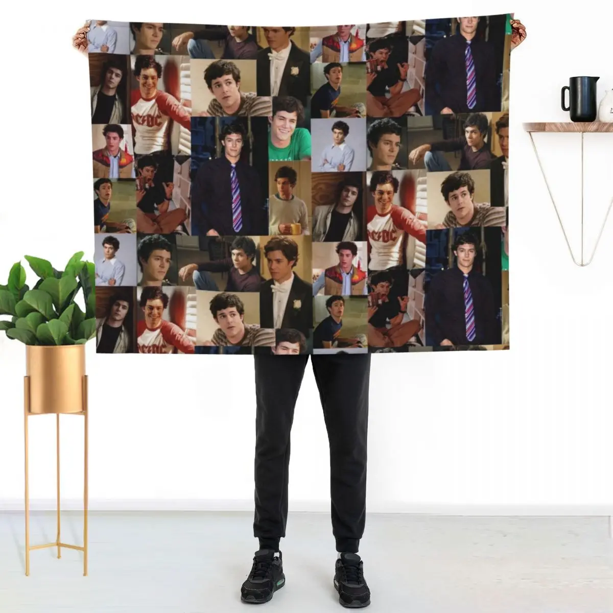 seth cohen the oc Throw Blanket Machine Washable Soft Warm Blanket