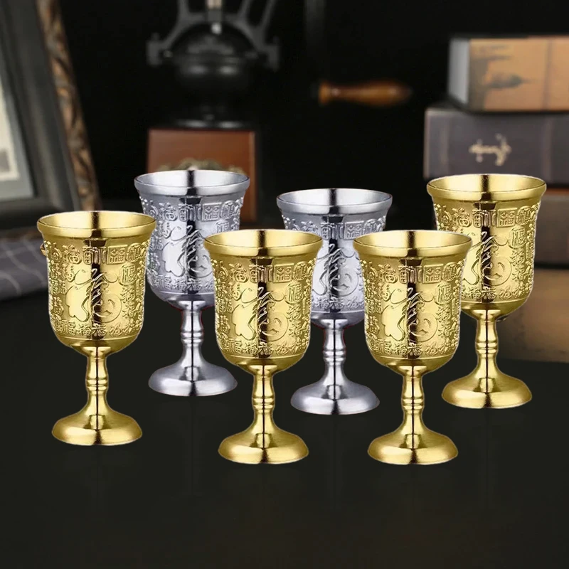 Retro Creative Wine Goblet Elegant Inlaid Gem Wine Cup Goblet Drinkware High Quality Tableware For Family Friend Neighbor Gift