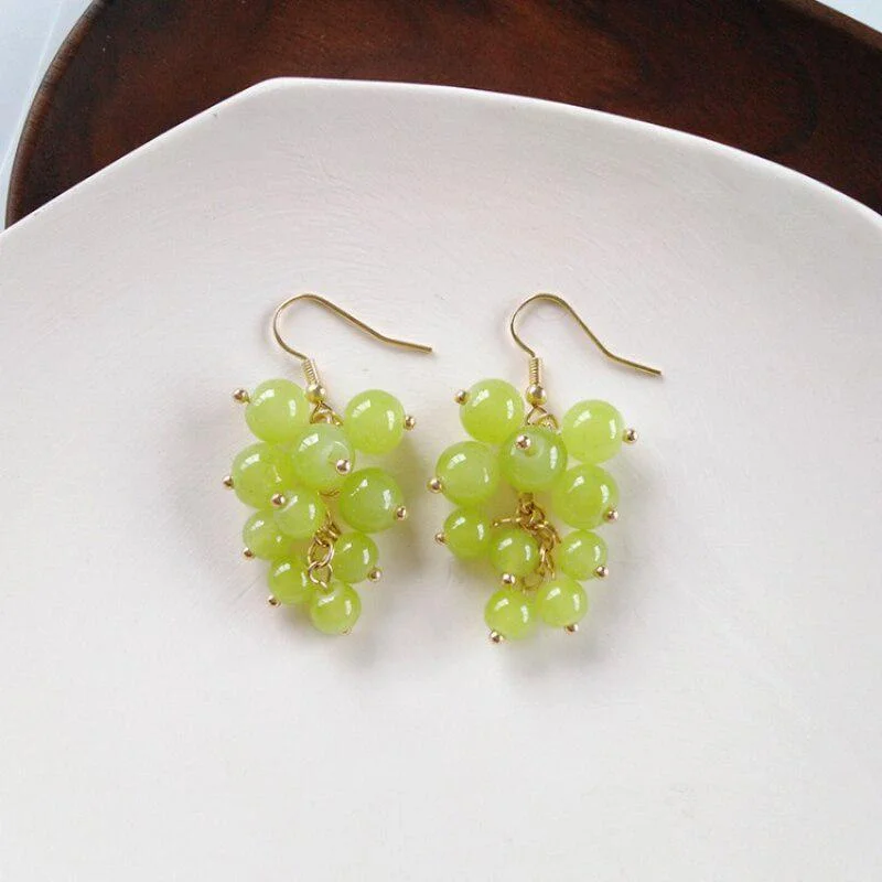 Fashion Grape Earrings for Women Simple Cute Fruit Green Beads Drop Dangle Hook Earring Party Trendy Jewelry Accessories Gift