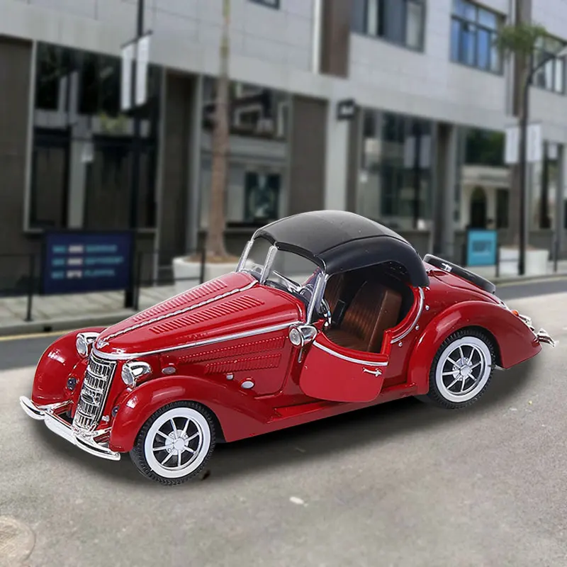 Die cast model 1:32 alloy open and closed canopy vintage car model, children\'s toy car ornament, rebound car model, can open doo