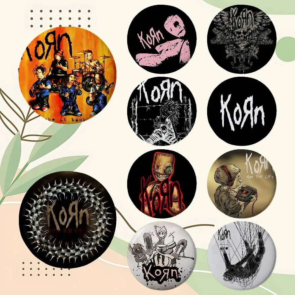 Metall-Rockband K-Korn Abzeichen Emaille-Pin Cartoon-Brosche für Rucksack und Kleidung